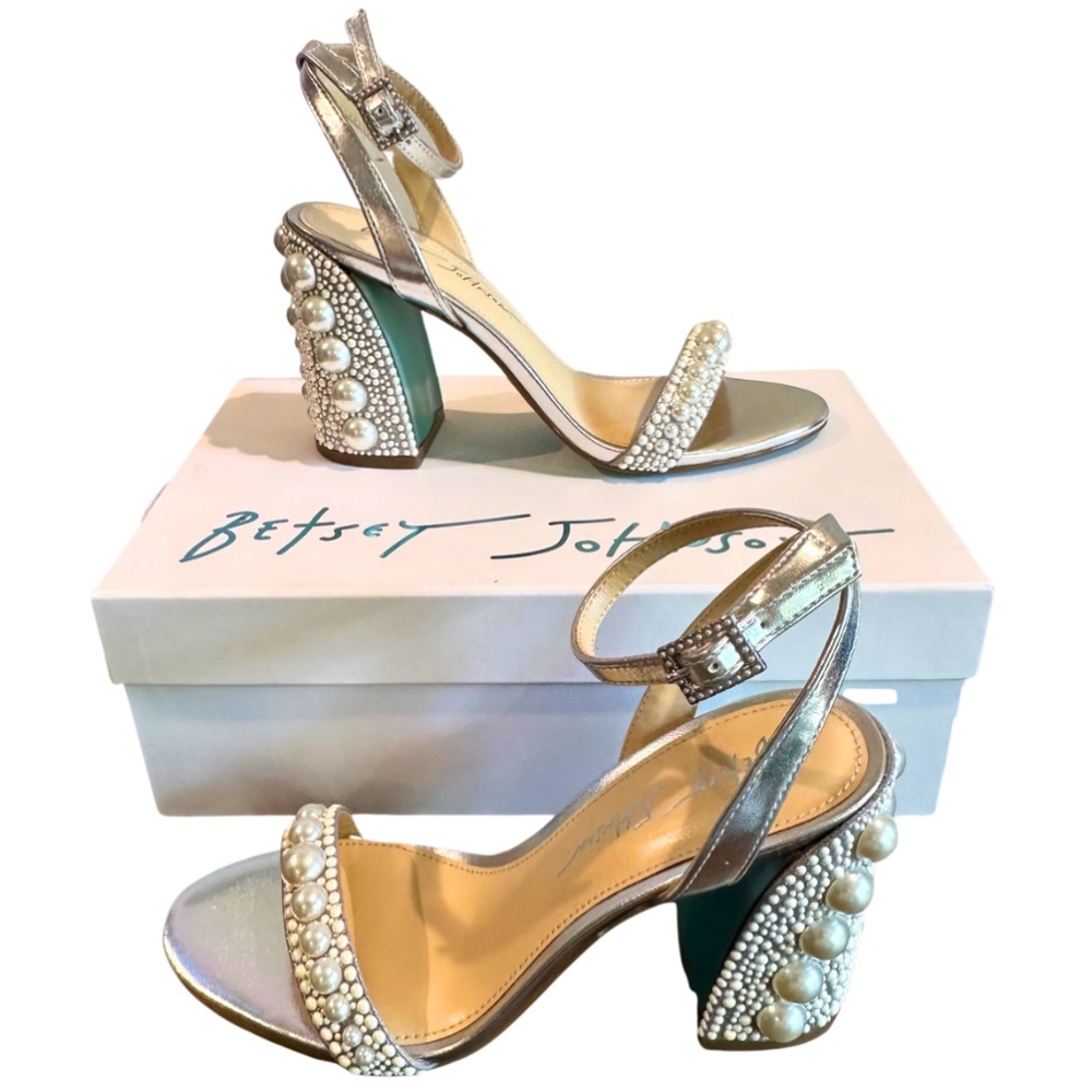 NIB - Betsy Johnson Lexi Pearl and Silver Heels